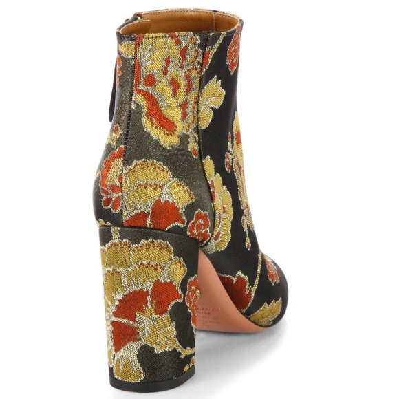 SOLD 🛍 NWT AQUAZZURA Floral Booties - Picture 3 of 8